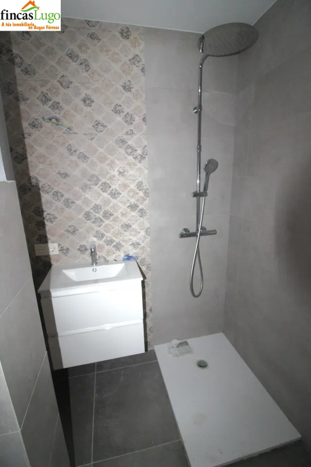 PISO REFORMADO AL LADO DEL CENTRO — 13