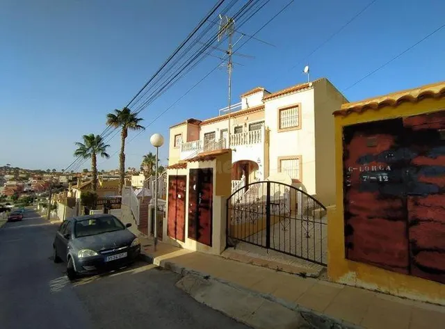 SE VENDE piso OKUPADO en Calle Lorca Nº 12 San Miguel de Sal - foto 3