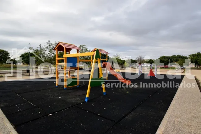 TERRENO URBANO junto Av. Espioca — 15