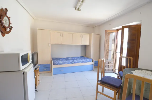 Urbis te ofrece un estupendo edificio en venta en todo el centro de Ciudad Rodrigo, Salamanca. — 23