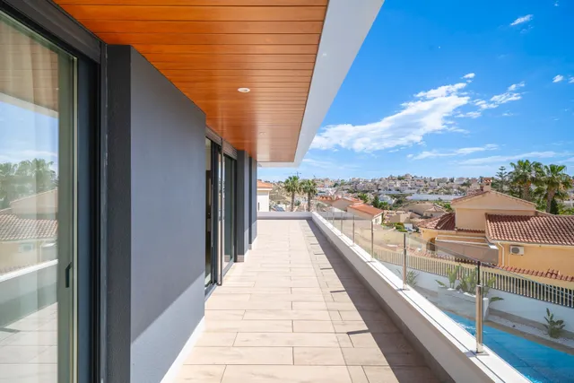 Villa 4 habitaciones 203m² en venta - La Marquesa — 35