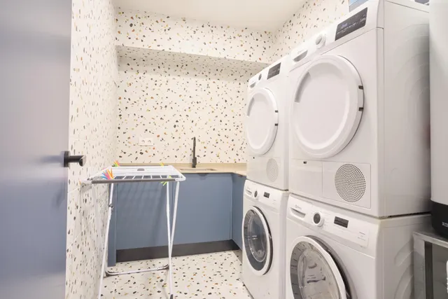 Habitación sólo para chica estudiante - disponible en diciembre - san antón — 47