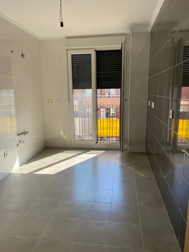 SE VENDE APARTAMENTO EN EL CENTRO DE VALENCIA DE DON JUAN, EXTERIOR, 74 M2,  2 HAB, 2 BAÑOS. — 2