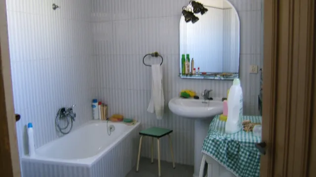Casa de pueblo de 637 m2  - 13 habitaciones - posibilidad de pequeña pensión — 15
