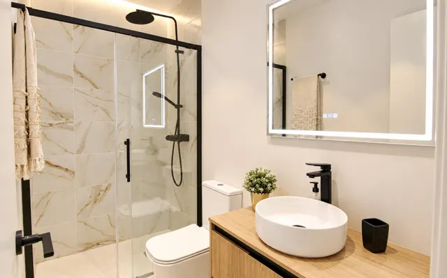 APARTAMENTOS MODERNOS E INDEPENDIENTES TOTALMENTE REFORMADOS — 10