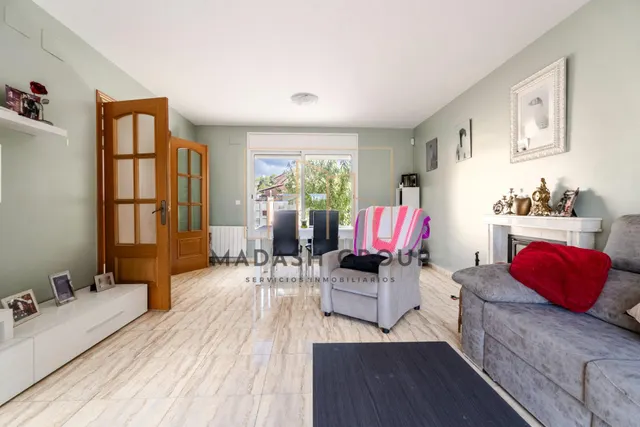 Casa con jardín, porche y terrazas solárium en Mas del Plata, Cabra del Camp — 8