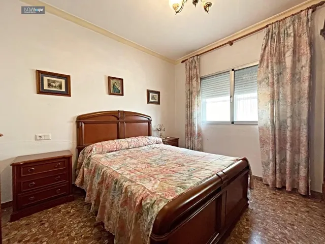 Amplia casa mata con gran patio y garaje — 15
