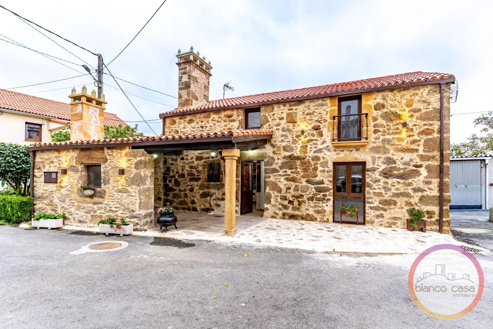 ✨ ¡CASA DE PIEDRA en ALQUILER a estrenar en Golmar (A Laracha) por 700 €/MES!