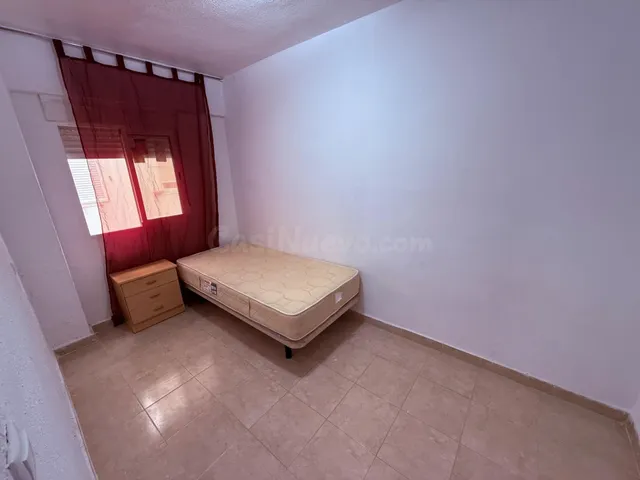 ☀️ Piso luminoso con terraza y vistas despejadas en Carolinas Altas — 4