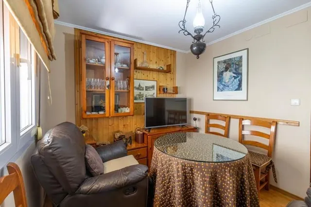 BONITA Y AMPLIA CASA ADOSADA DISPONIBLE EN MARACENA!! — 18
