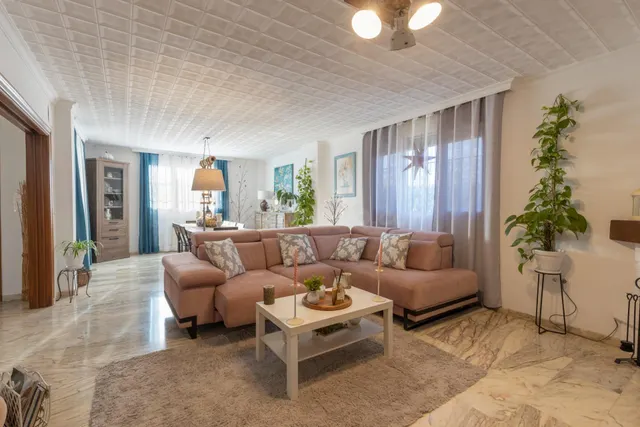 ¡MAGNIFICO CHALET INDEPENDIENTE CON CALIDADES ESPECTACULARES - foto 3