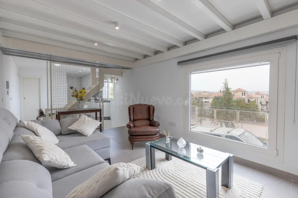 CASA DE 2019 EN BOLA DE ORO CON VISTAS A SIERRA NEVADA