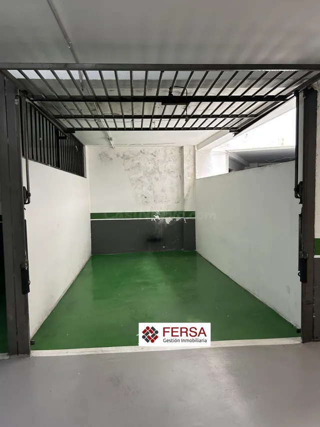 PLAZA DE GARAJE CERRADA EN EDIFICIO ZAFIRO - foto 4