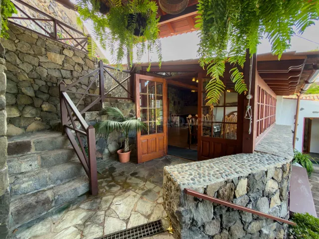 Casa en venta + terreno en Icod de los Vinos — 46