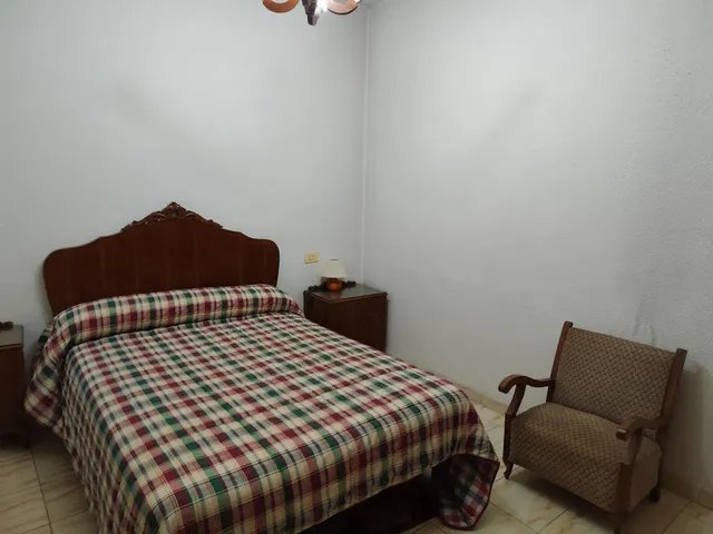 Amplia Casa Solar en Cuatrovientos, Ponferrada - €139.000 — 37