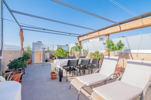 ESPECTACULAR ÁTICO DÚPLEX CON 61 M2 DE TERRAZA, VISTAS PANOR - foto 2