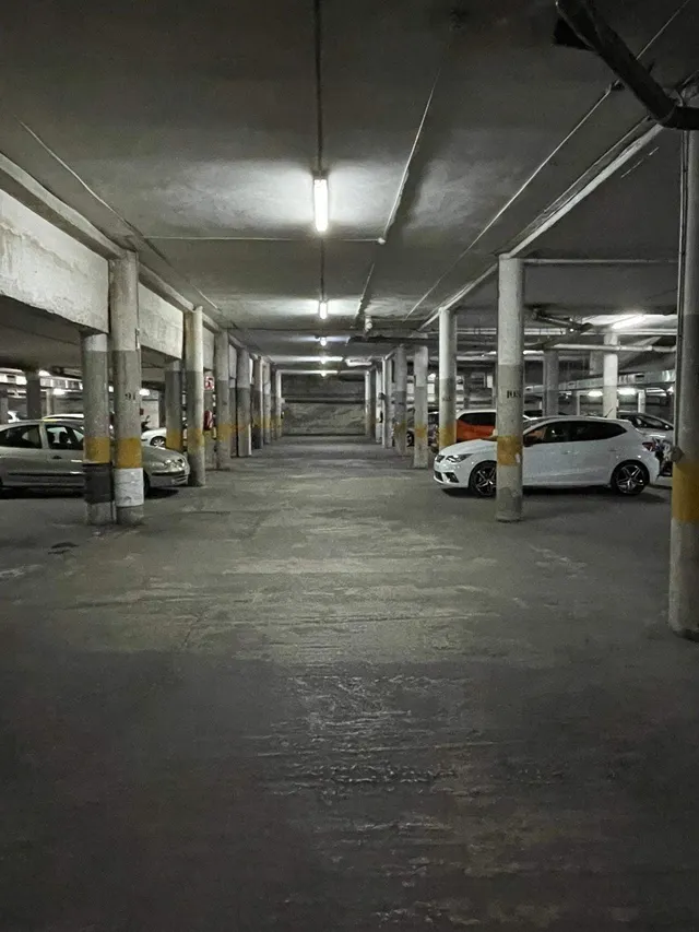 OLVÍDATE DE DAR VUELTAS: PLAZA DE GARAJE AMPLIA EN PARQUE DE VALENCIA — 5