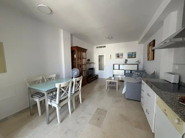 Apartamento -adosado con garaje y trastero, con vistas al mar!!! — 6