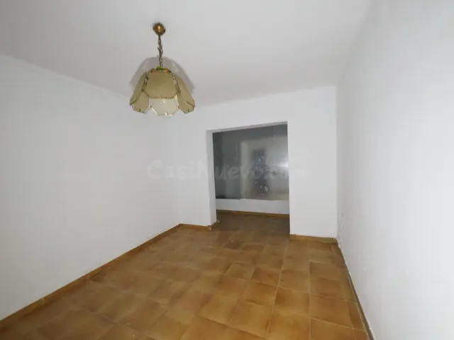 SE VENDE PISO EN PINEDA DE MAR, ZONA CENTRO - foto 5