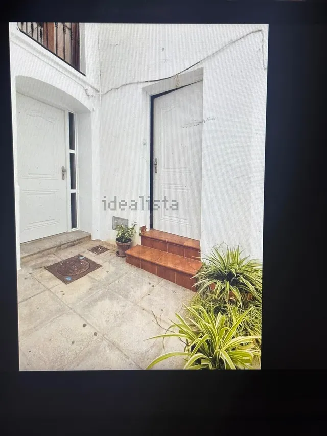 Preciosa casa de pueblo con gran potential - foto 2