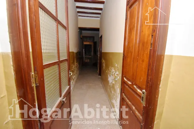 AMPLIA CASA CON 2 TERRAZAS CERCA DEL CENTRO — 31