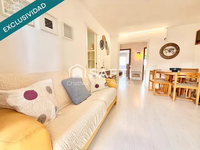 Se vende piso en primera línea con piscina - foto 5