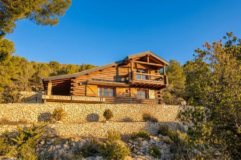 CASA A LA VENTA EN JIJONA.ALICANTE