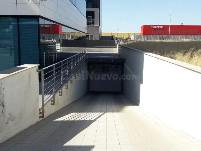 Garajes en edificio Work Center - foto 2