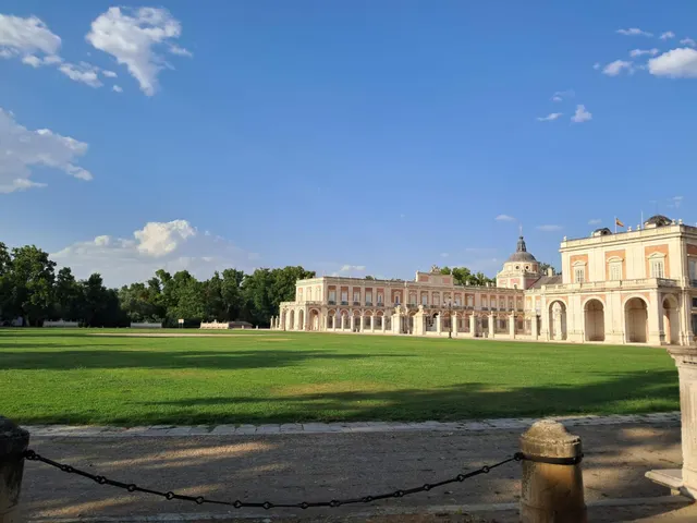 DÚPLEX DE OBRA NUEVA · 4 DORMITORIOS · 2 BAÑOS · EXTERIOR - CALLE SAN ANTONIO- ARANJUEZ — 16