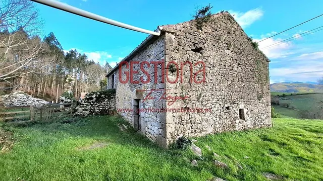 CASA Y CABAÑA PARA REHABILITAR. SOLORZANO — 39