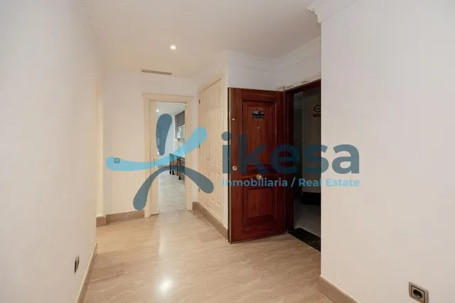 Venta de Vivienda en Marbella, Málaga. — 15