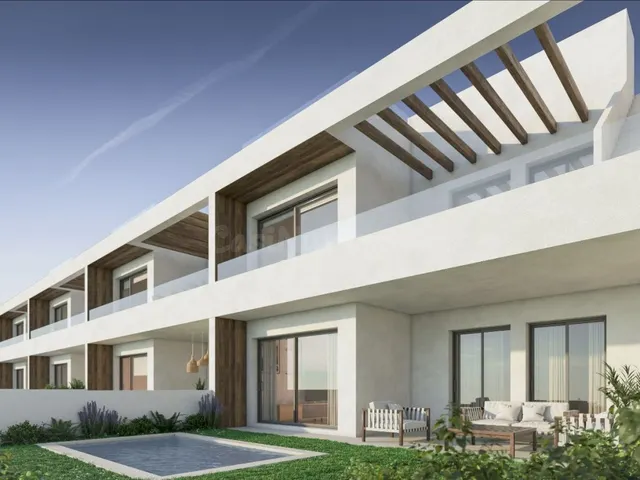 Chalet Moderno con Jardín en Torrevieja - Ideal Familias — 11