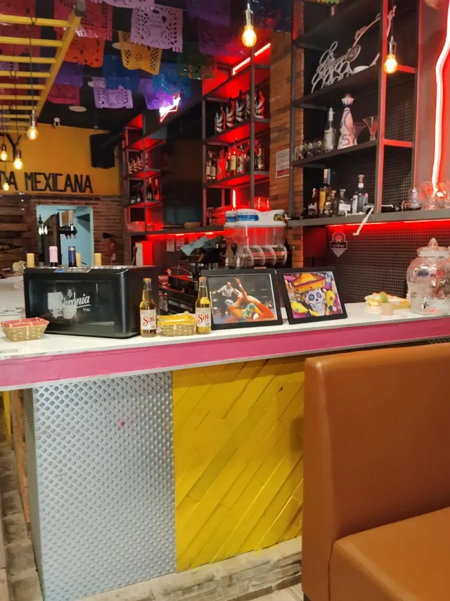 TRASPASO restaurante personalizable — 37