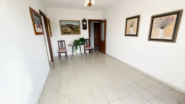 LUMINOSO PISO EN VENTA EN LA ORDEN (HUELVA) — 3