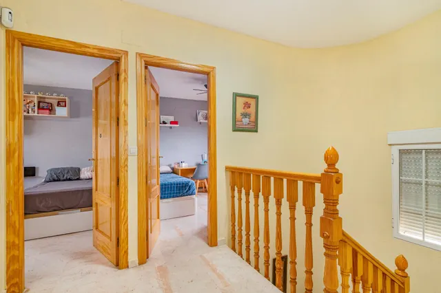 ¡AMPLIA CASA DE 4 DORMITORIOS, 3 BAÑOS Y CALEFACCIÓN CENTRAL EN LA ZUBIA! ✨ — 16