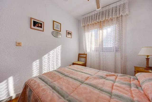 Ático duplex con solárium, vistas al mar y a 280 metros de la playa de La Mata — 22