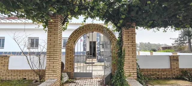 Finca rústica en Gibraleón Zona La Calvilla - foto 4