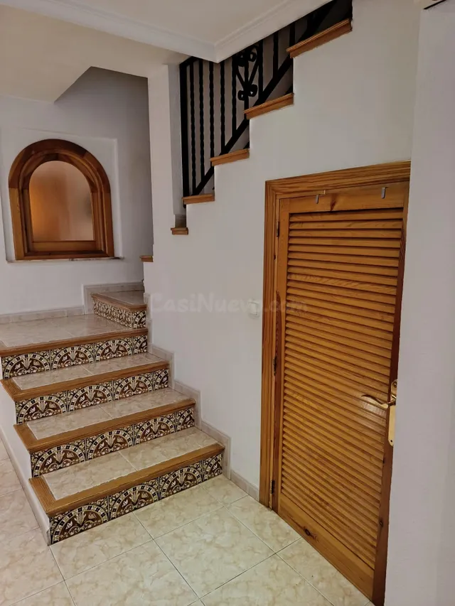 PRECIOSA CASA CON ENCANTO ESPECIAL EN CASCO ANTIGUO ONIL CON - foto 4