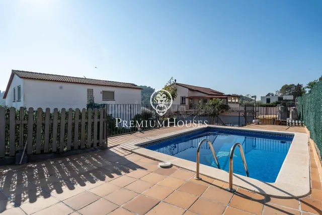 Casa independiente con piscina en Mas Alba - foto 2