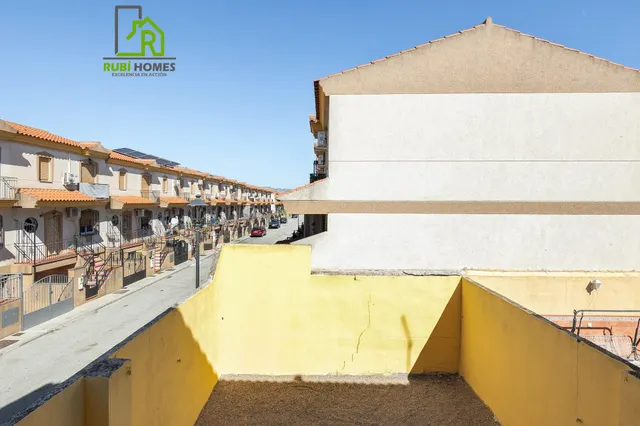 ¡Casa pareada con patio privado en Cijuela! Granada — 25