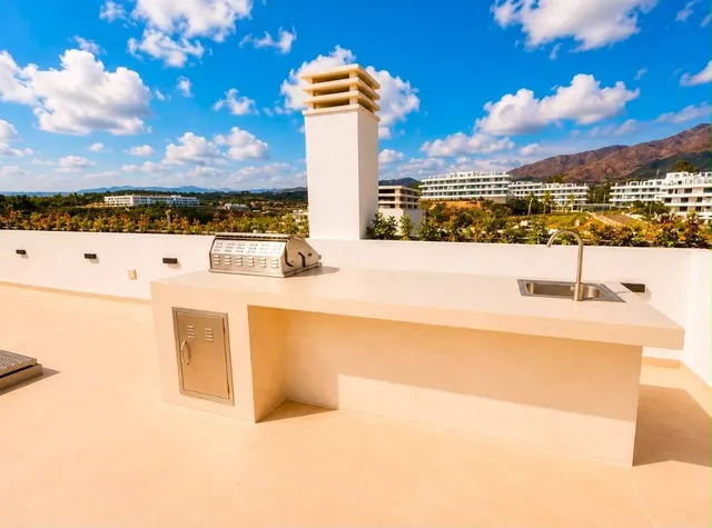 Ático de Obra Nueva con 2 Dormitorios, Terraza y Piscina en  - foto 4