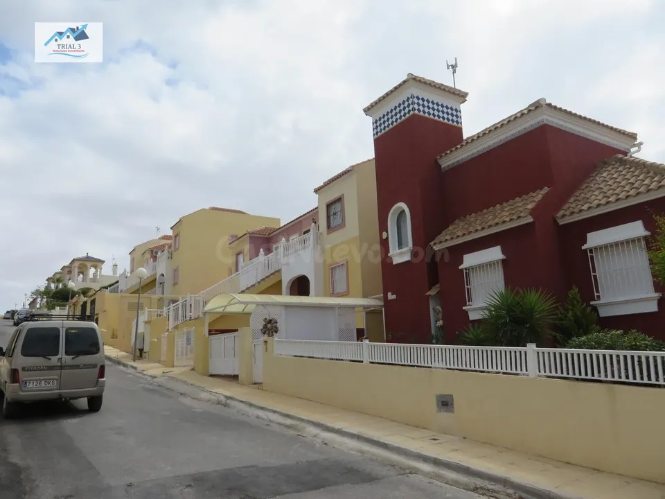 Venta piso en San Miguel de Salinas (Alicante)
