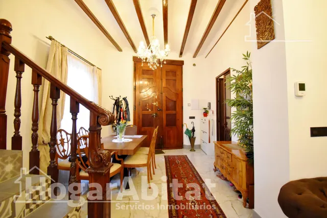 ESPECTACULAR CASA REFORMADA Y AMPLIA CON TERRAZA — 27