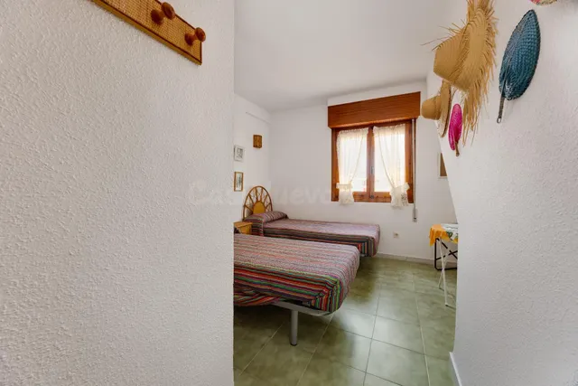 Ático dúplex de 2 dormitorios con gran solárium privado a 100 m de la playa de La Mata — 11