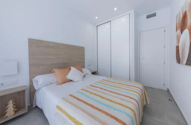 Villa independiente con 3 dormitorios y piscina privada a  la venta en Calasparra(Murcia) — 12