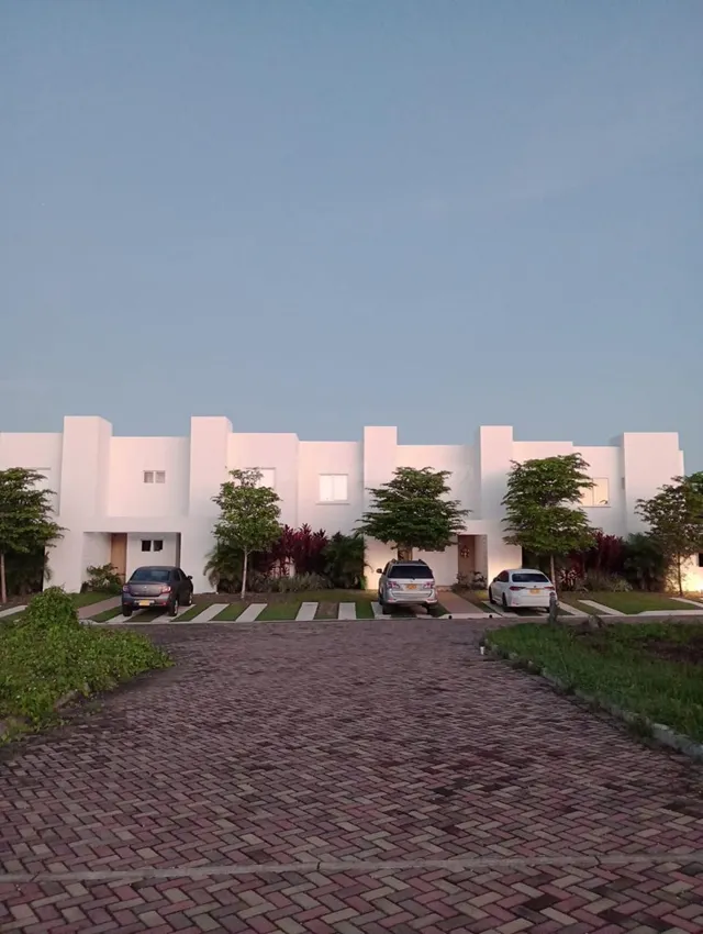 Exclusiva Residencia con Ubicación Privilegiada - Con Campo de Golf ⛳ — 3