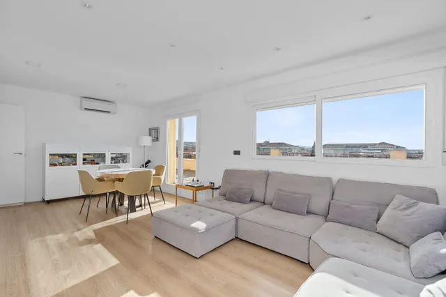 Exclusivo ático dúplex reformado con magnífica terraza en es - foto 2