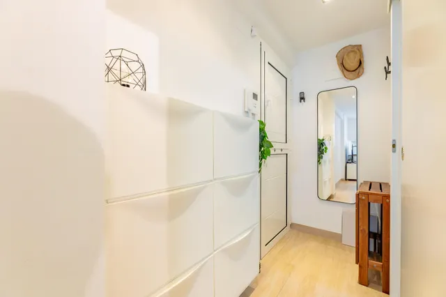 Apartamento reformado de un dormitorio en primera línea de playa en El Perellonet — 12