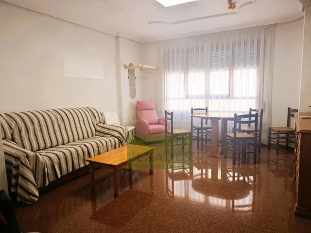 PISO PARA COMPARTIR