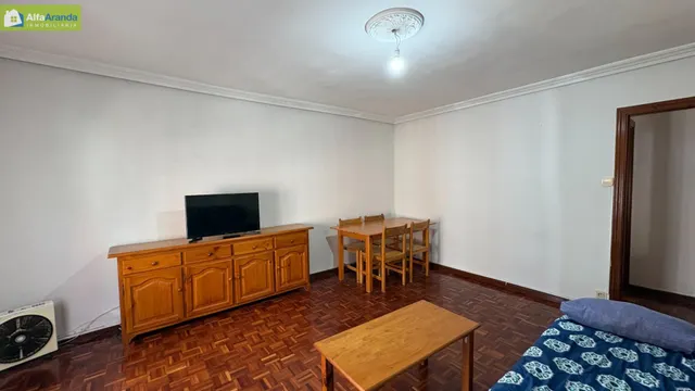 Vivienda de dos dormitorios con baño — 9